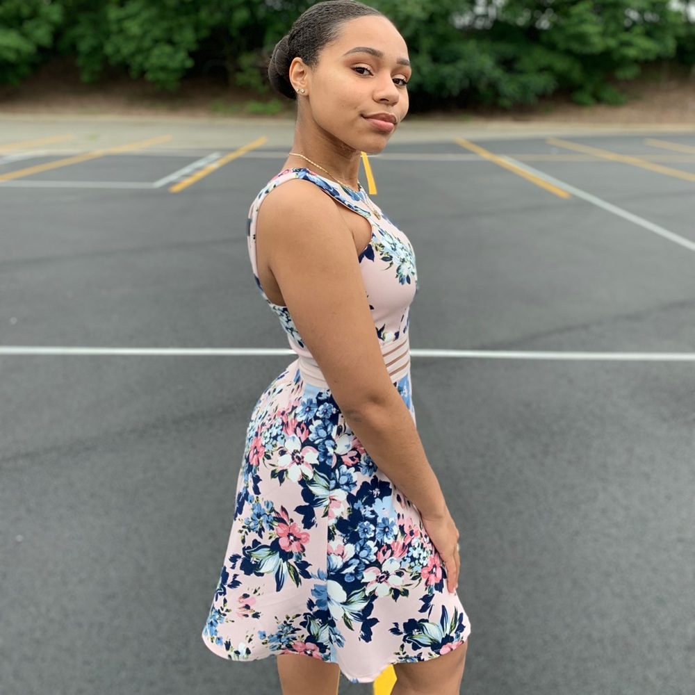 Flowy floral pink dress